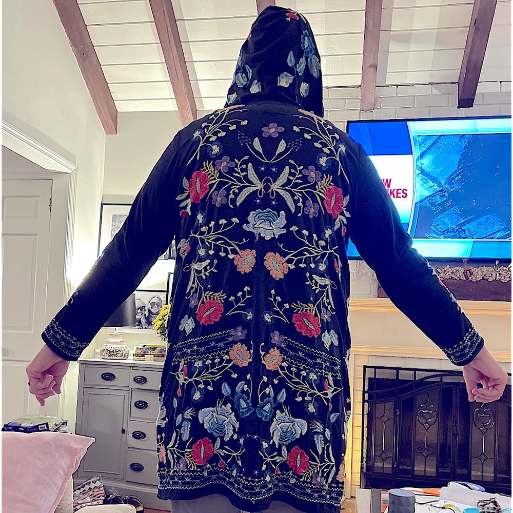 Johnny Was cardigan/jacket- Navy Blue with beautiful embroidery. XL